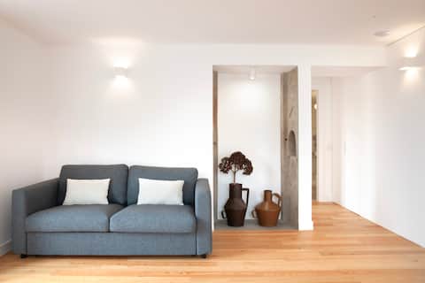 AngrA+ | One bedroom apartment with sea/city view