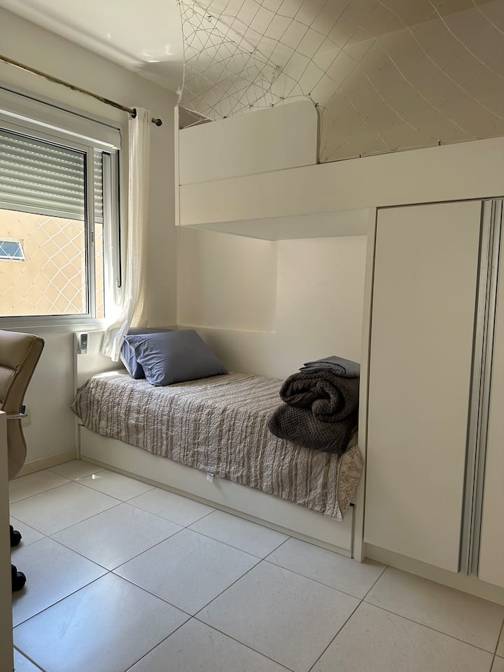 غرفة النوم 2