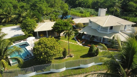 Casa Paraíso da Lagoa, 9 suites on the island.