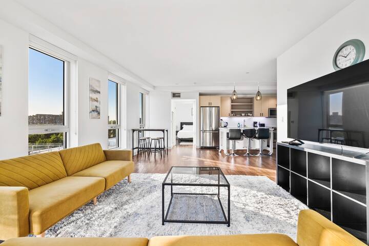 Stunning Unique And Very Upscale Boston gallery image 4