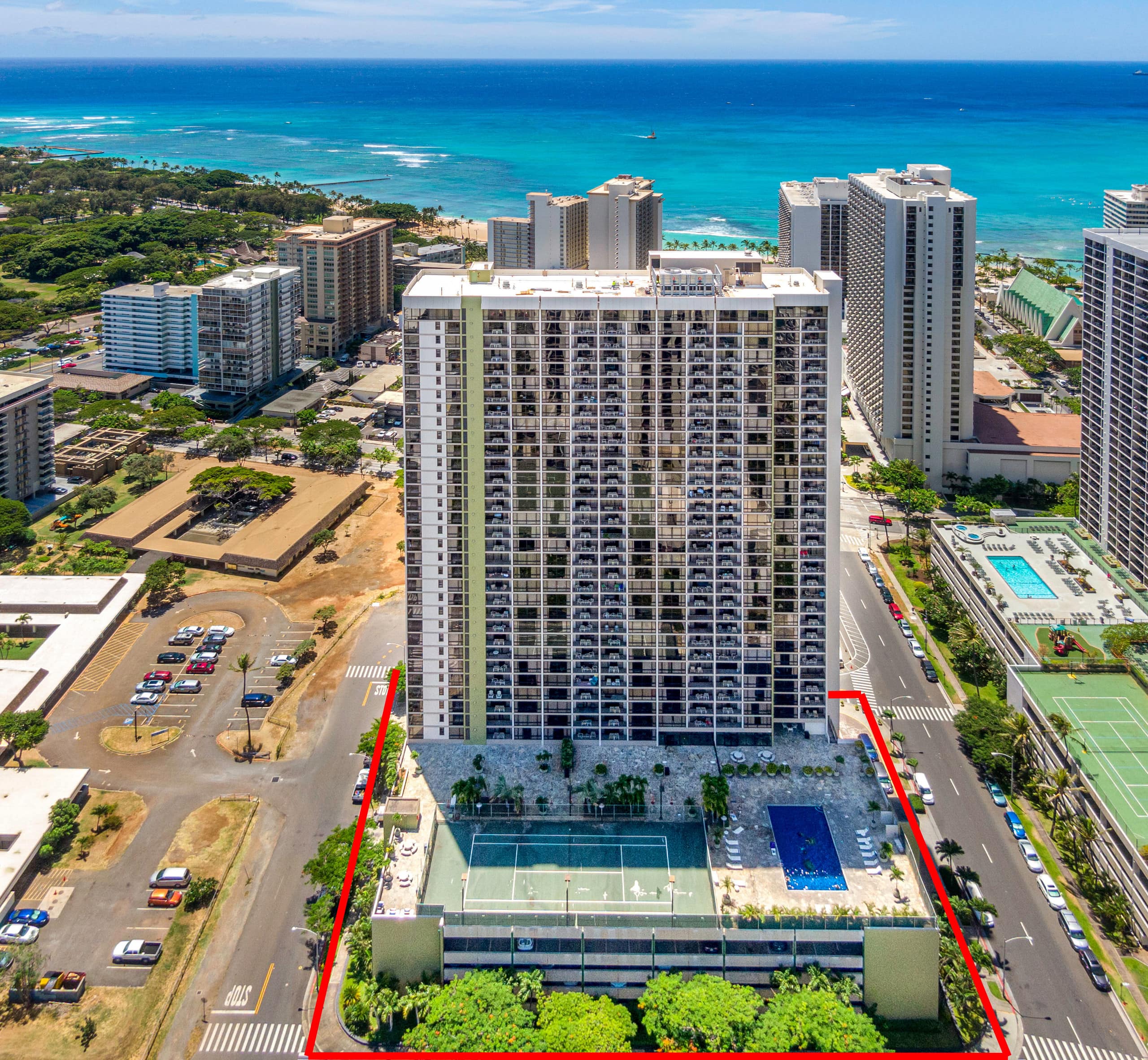 Free Parking • 2 Blocks to Waikiki Beach  - Image 25
