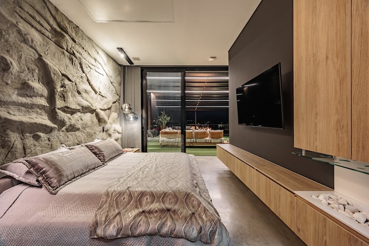 1. galvenā guļamistaba