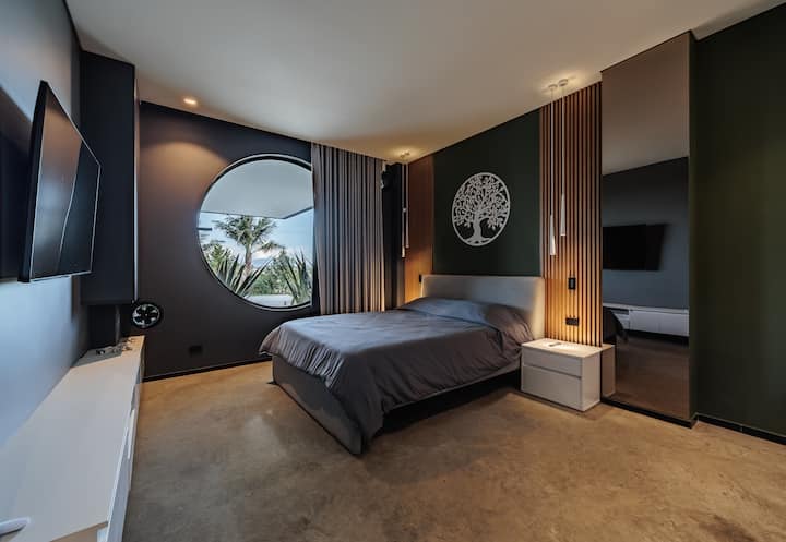 viesu istaba "queen" izmēra gulta ar izvelkamu vienguļamo gultu