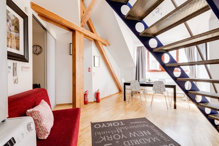 Quaint Lovely Room With Bathroom - Prague