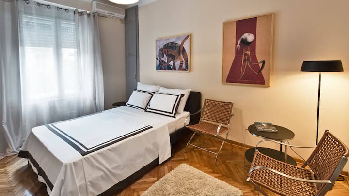 Apartment Car - Belgrade