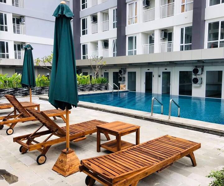 Clean and Comfy Studio Apartment Apartments for Rent in Kecamatan