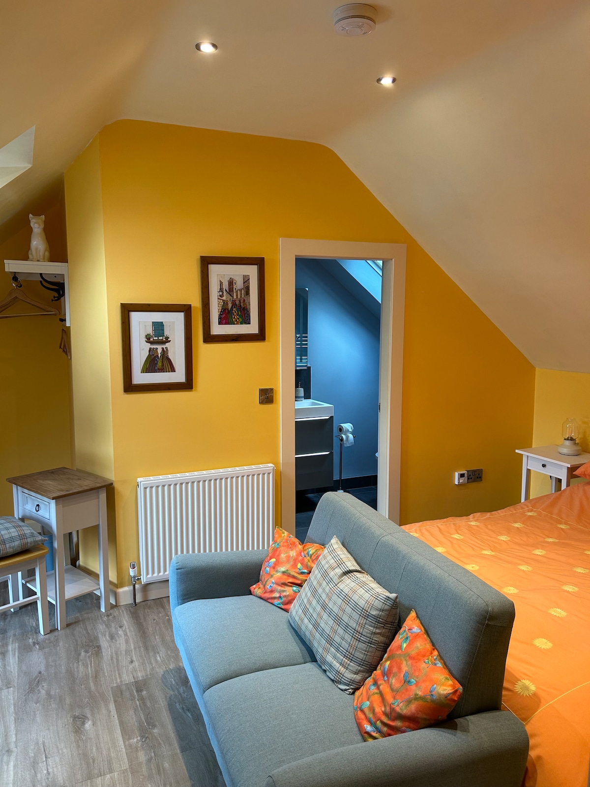 საძინებელი ფლიგელით