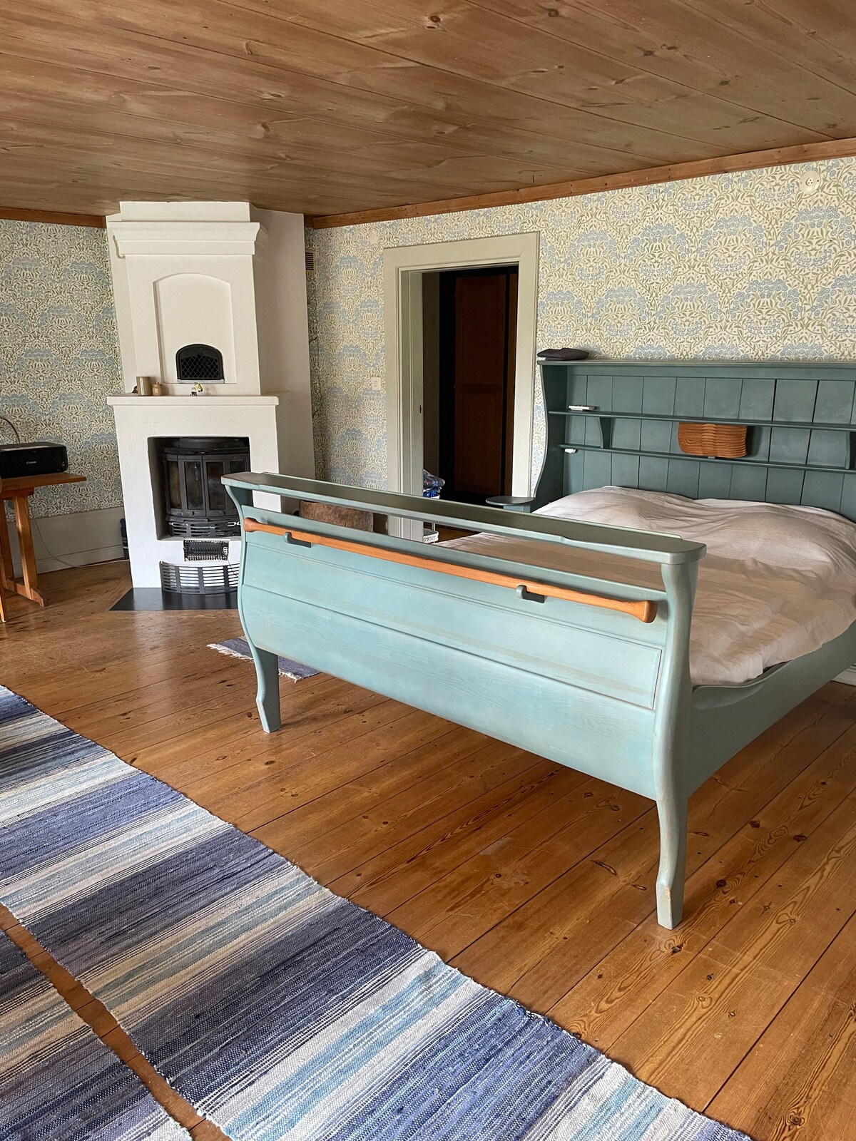 საძინებელი 1