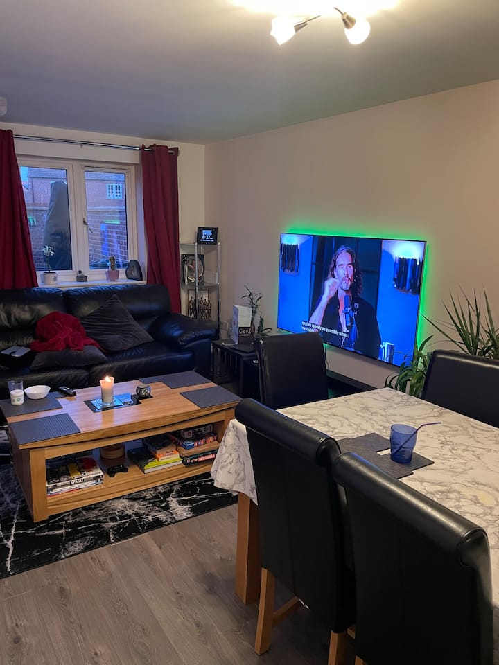 A Lovely Family Home, 1 Bedroom. - Bicester