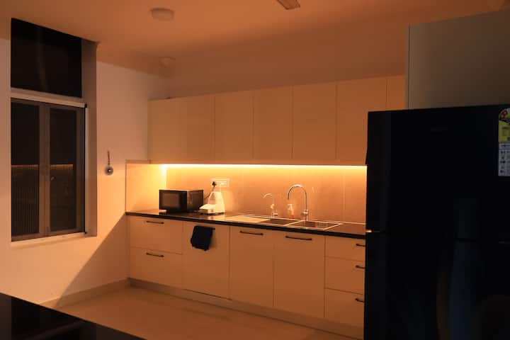 Full kitchen image 3