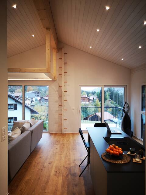 Quiet apartment, 5 min walk to ski and baths