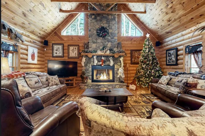 The Lodge at Hidden Pines