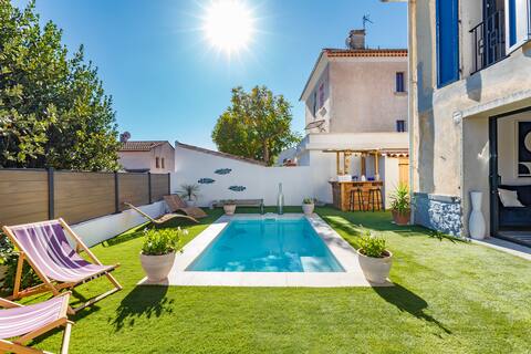Air-conditioned villa, pool, beaches 10 min walk
