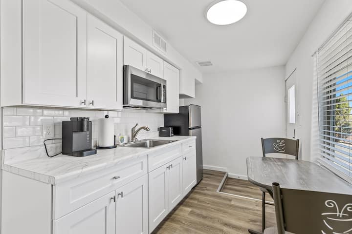 Mini Studio Apartment W/ View - Flagstaff, AZ