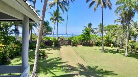 Reef View House Fiji - absolute beach front