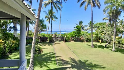 Reef View House Fiji - absolute beach front