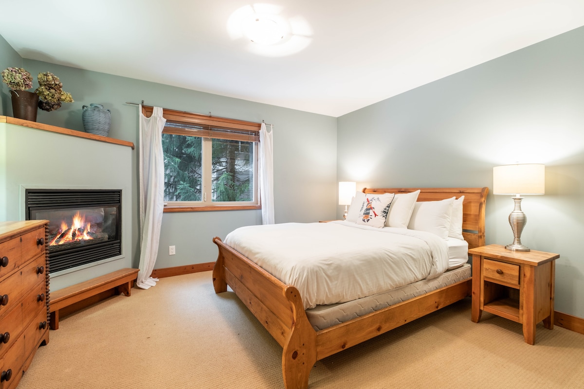 Dhoma e katërt e gjumit: Krevat dopio "queen"