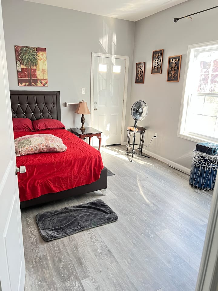 Cozy getaway 20 mins NYC Apartments for Rent in East Orange