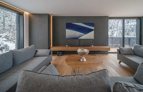 Summit Serenity: Unrivaled Laax Living!