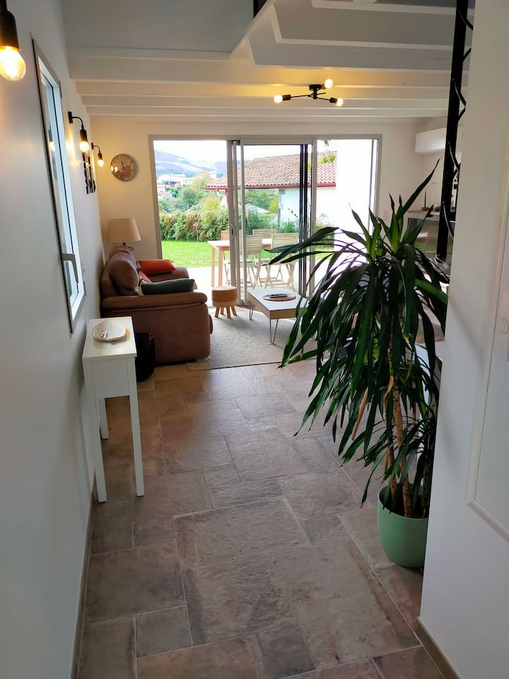 Vue Montagnes, Terasse, Jardin, Parking, Wifi,clim - Cambo-les-Bains