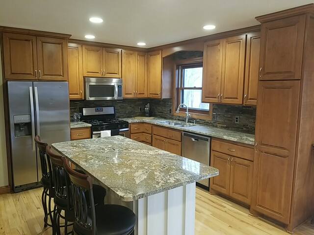 Deer Lake Serenity gallery image 5