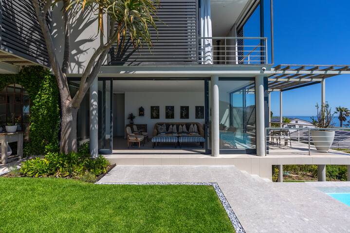 Variety Villa gallery image 5