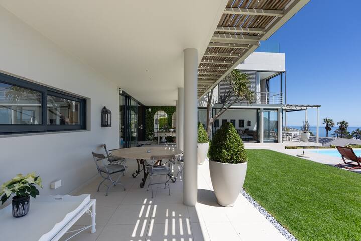 Variety Villa gallery image 4