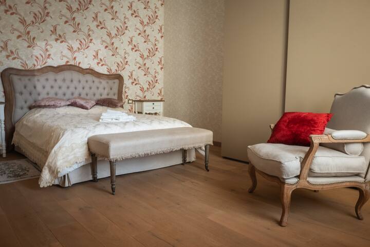 Merulana Penthouse: 5 minutes WALK from Colosseum