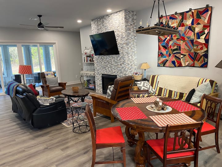 Lilac House - Lake Texoma