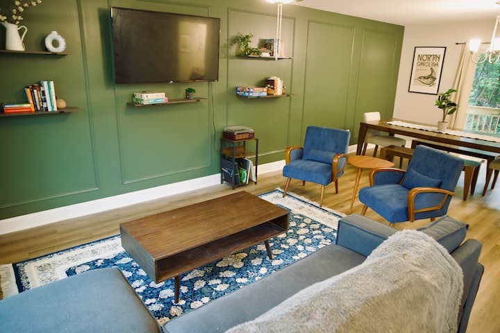 Downtown Lodge - Southern Pines, NC