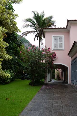 9 Casa Bela – Urca gallery image 2