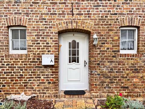 Townhouse with garden