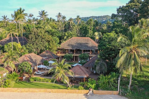 4BR Baan Wanora Beachfront