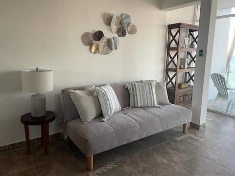 Top performing Airbnb: Wonderful Ocean view AC, King beds, Pool in Chuburná