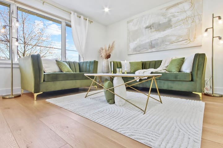 Elegant 6BR Home-Heart of Ottawa