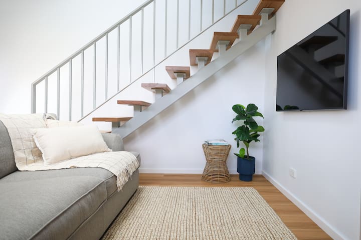 Luxury Studio, Steps From Ocean - Soldiers Point