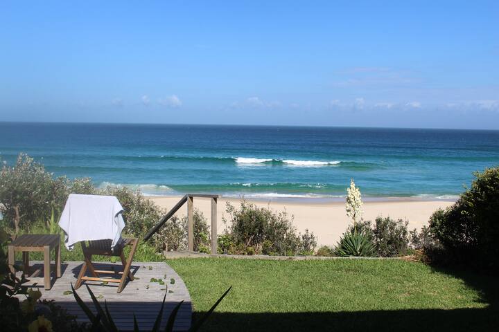 Azure on the Beach 1, Top 10 beachfront house. gallery image 5