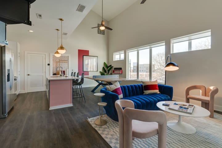 West End 4 Bd/4Bath Walk to Bars-Close to Broadway