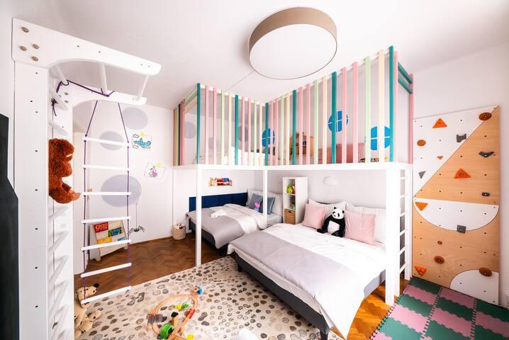 4BR + 2Bath Peppa pig luxury Family & Groups APT gallery image 3