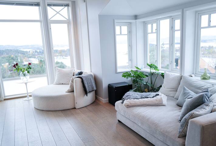 Ledig Norway Cup. Flott hus med enestående utsikt. gallery image 2