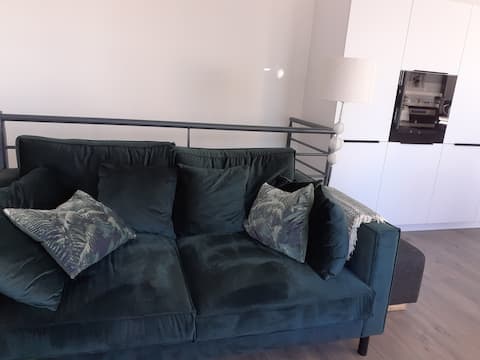 Airbnb performant: Beautiful duplex with a terrace à Canet En Roussillon