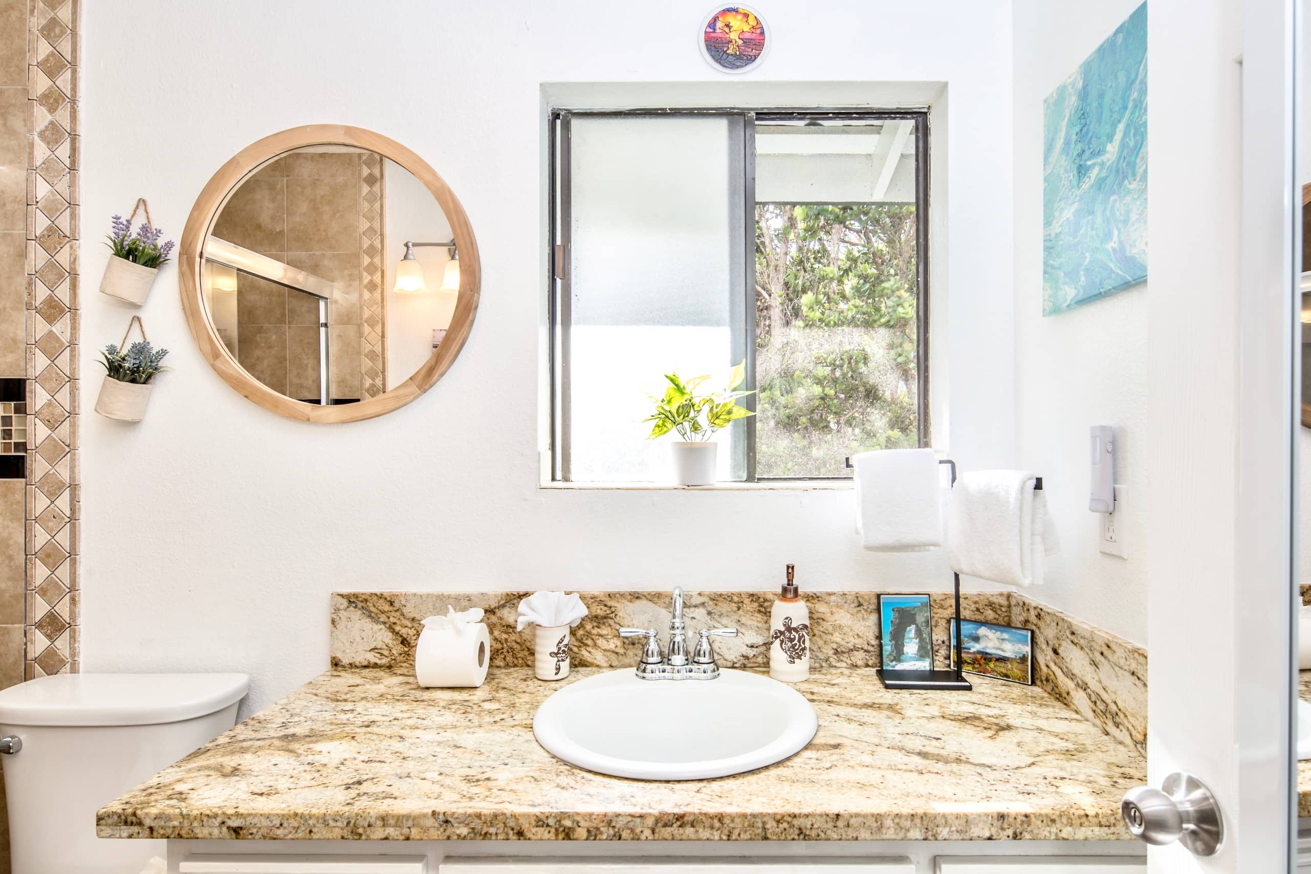 Home in Volcano · ★4.7 · 2 bedrooms · 3 beds · 1 private bath - Image 16