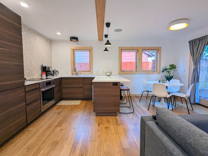 Brand New House (ADU) in Sellwood Houses for Rent in Portland, Oregon