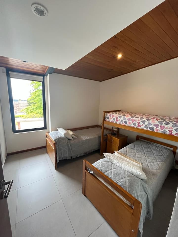 საძინებელი 2