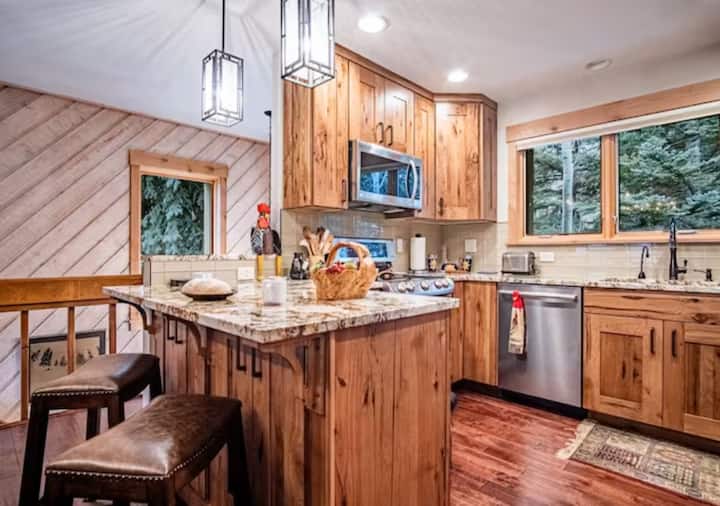 Elkhorn Ridge Condo + Free Resort Amenities - Sun Valley, ID