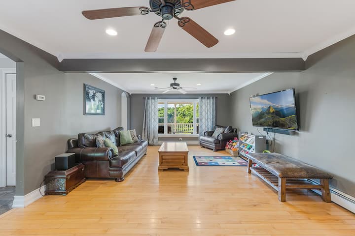Estate With Pool On 11 Beautiful Acres - Washingtonville, NY