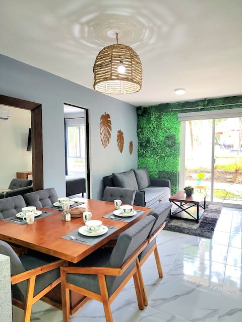 Top Airbnb: Luxurious condo single level by the pool in Grand Coral