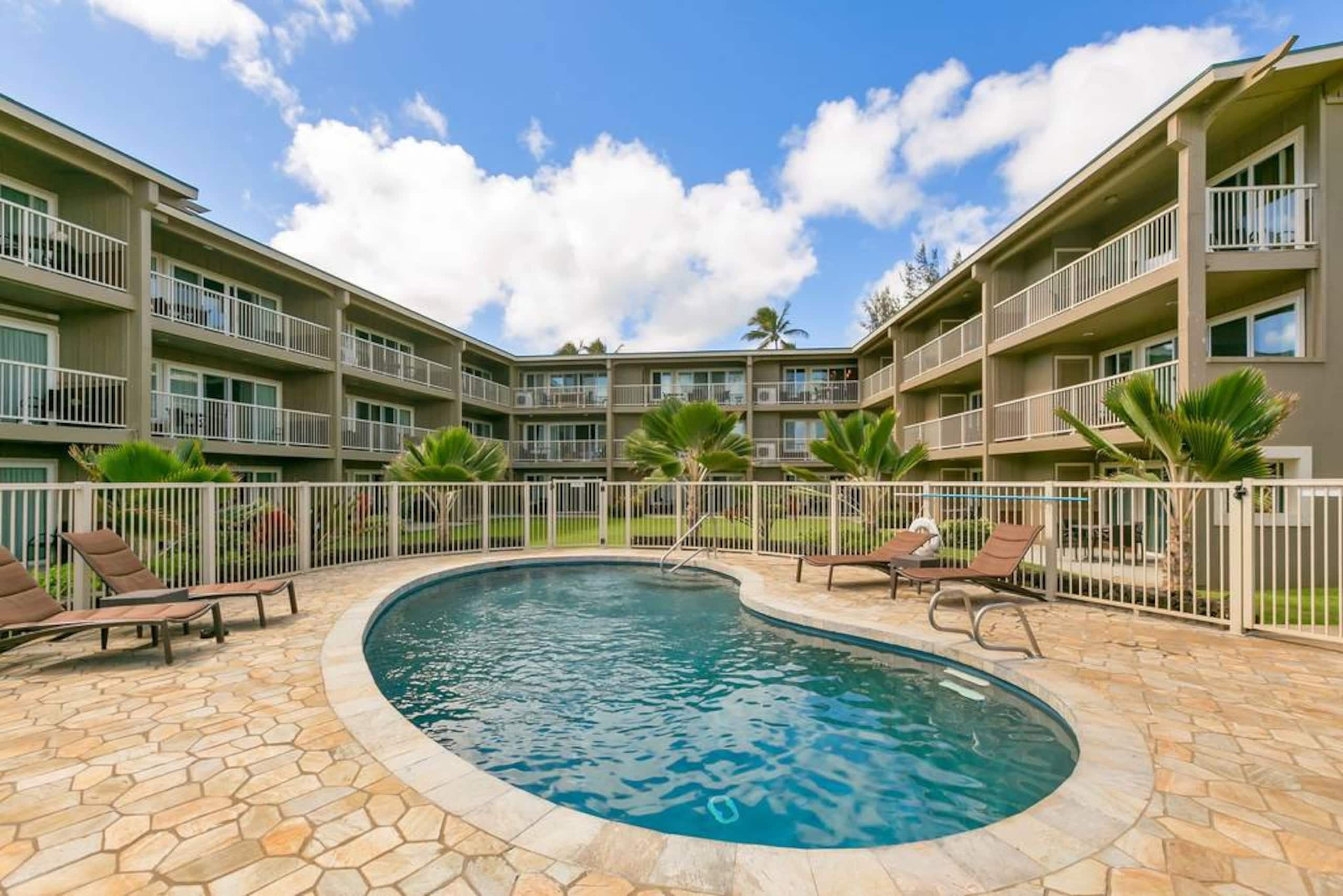 Home in Kapaa · ★4.85 · 3 bedrooms · 4 beds · 2.5 baths - Image 24