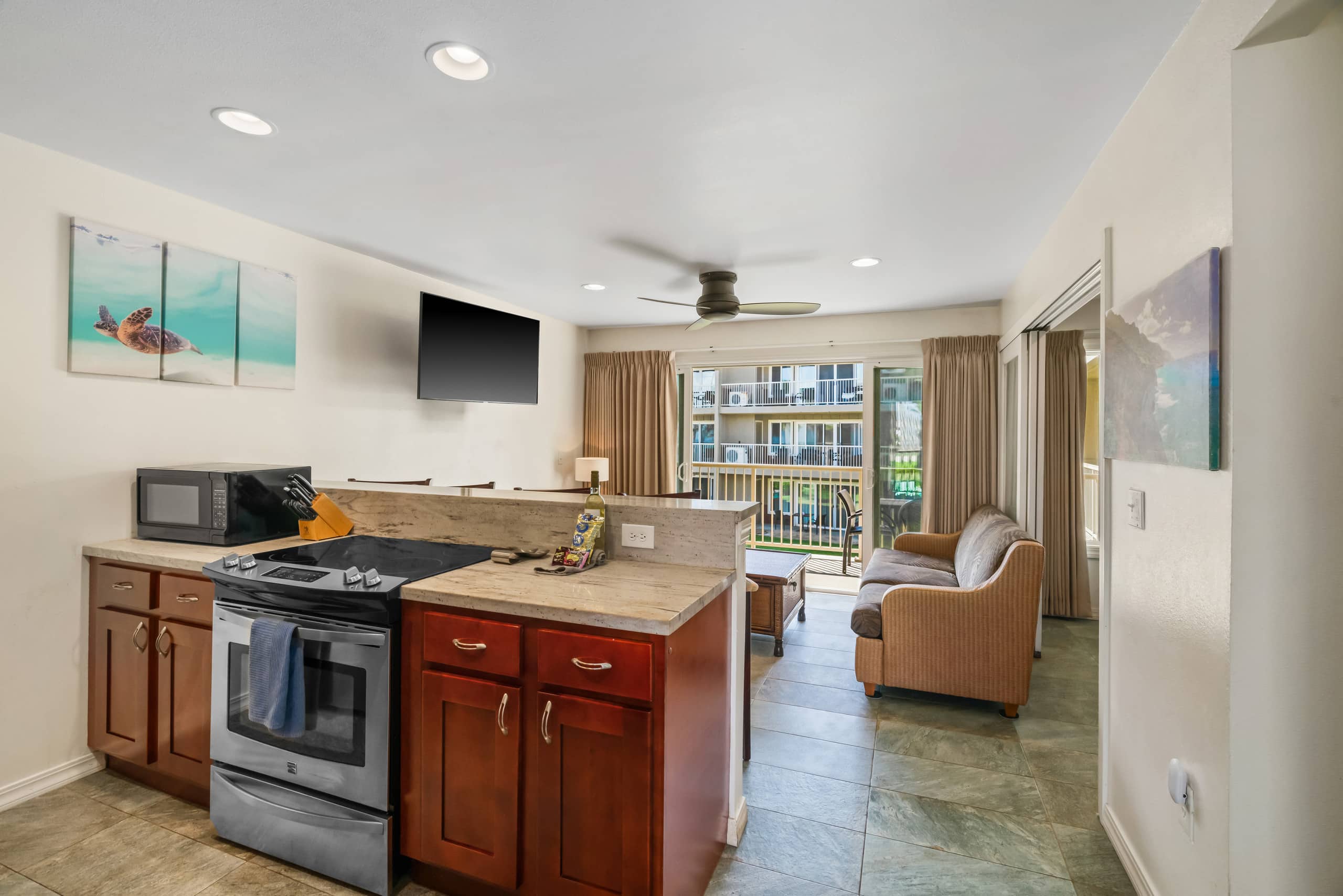 Home in Kapaa · ★4.85 · 3 bedrooms · 4 beds · 2.5 baths - Image 6