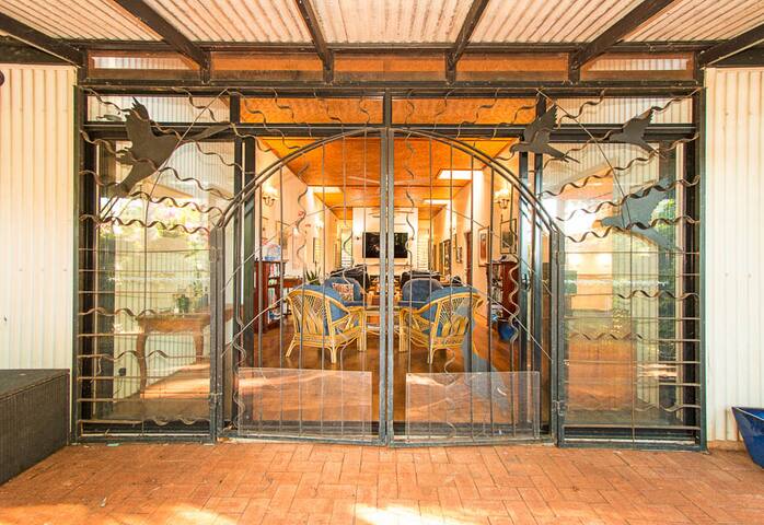 Escape to Broome Paradise gallery image 3